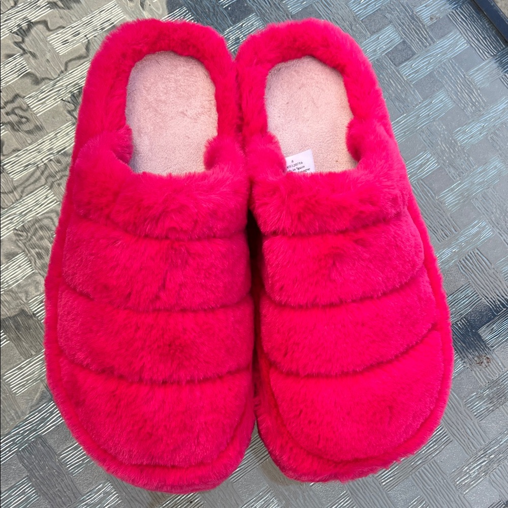 Free People Hot Pink Plush Faux-Fur Slip-On slippers